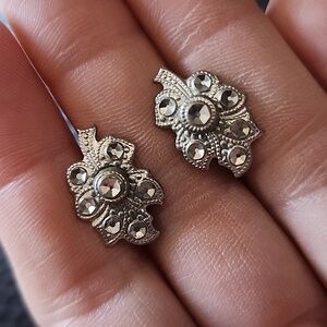 VTG Silver Screw-Back Earrings